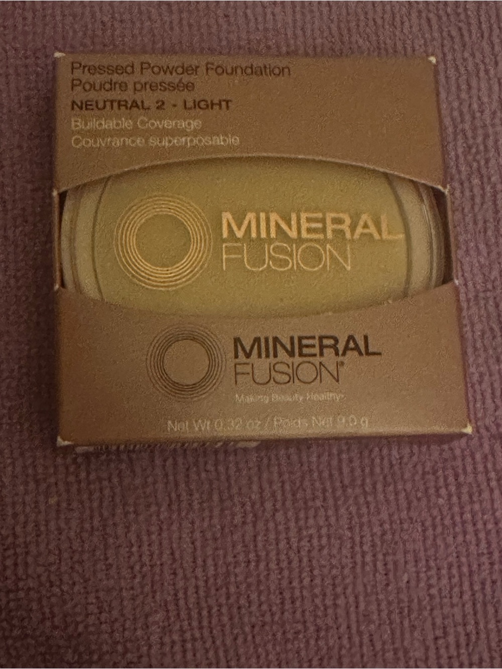 Mineral Fusion Pressed Powder Compact — Beige/Gold Packaging -NEW
